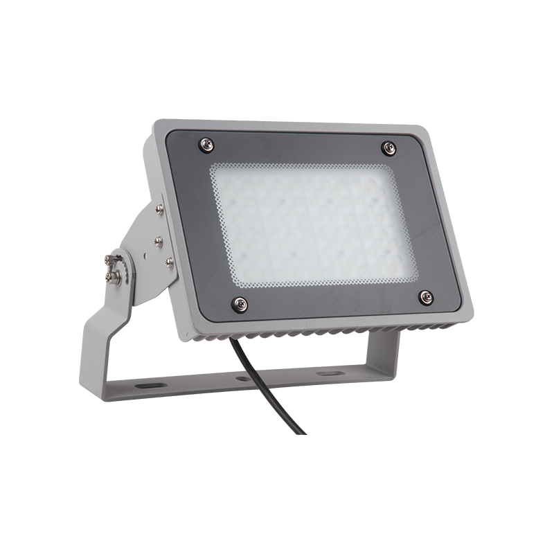 چراغ LED تونل ال ای دی IP66 IK08 30w-120w سری SPARK